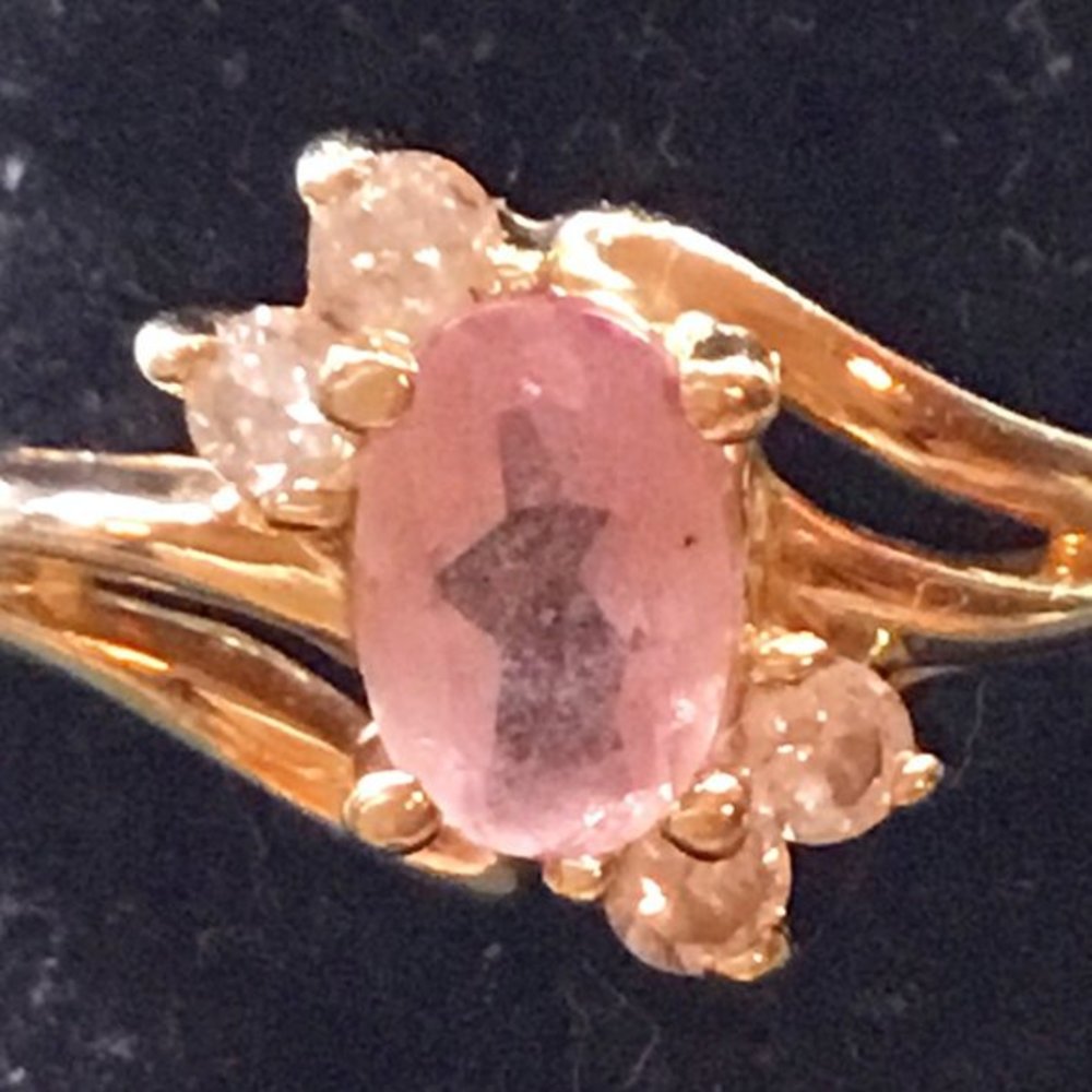VINTAGE 10K YELLOW GOLD OVAL AMETHYST CZ RING SIZE 6.5